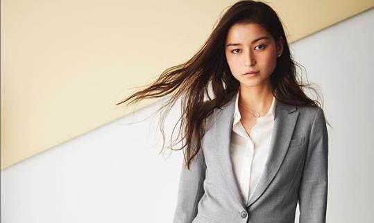 レディースグレースーツの着回し術!! | SUIT LIBRARY 