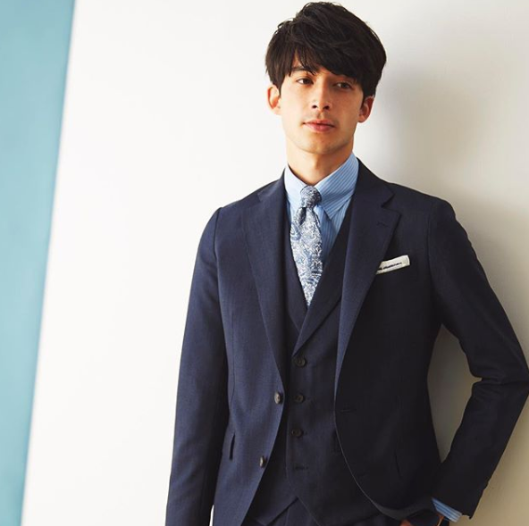 結婚式にはベストの着用がベストな選択！ | SUIT LIBRARY