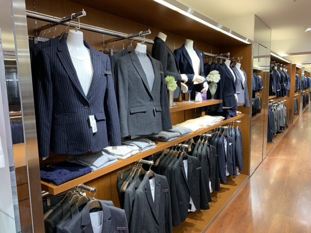 スーツセレクト店内画像